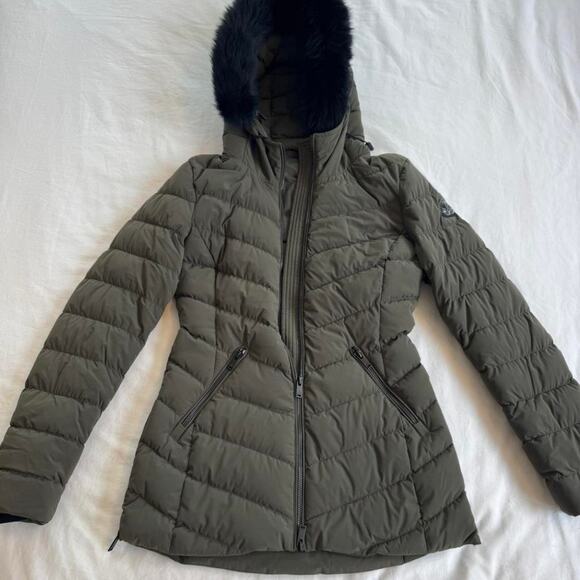 Moose knuckles roselawn shearling trim JACKET in khaki - Picture 1 of 5